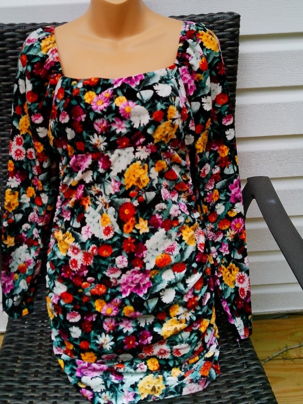 WILD FABLE FLORAL DRESS SIZE SMALL NEW WITHOUT TAGS